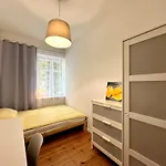 Ksiazat Pomorskich 23 & Parking Habitación en casa particular